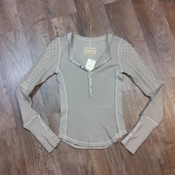 NWT FREE PEOPLE TWISTED CABLE KNIT THERMAL HENLEY - Picture 3 of 9